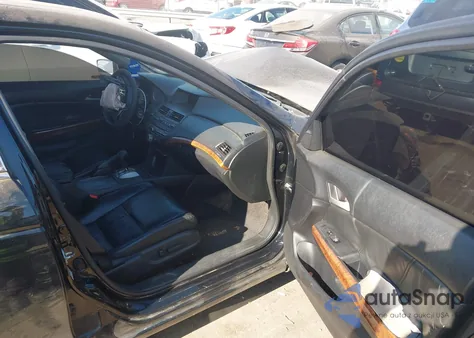 2011 Honda Accord 3.5 Ex-L from USA, damaged, VIN 1HGCP3F89BA014601